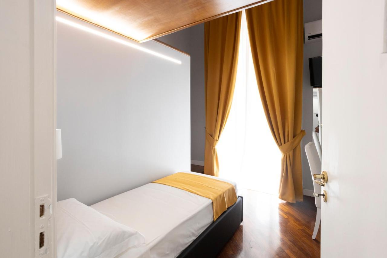 La Chambre Duomo Neapel Exteriör bild