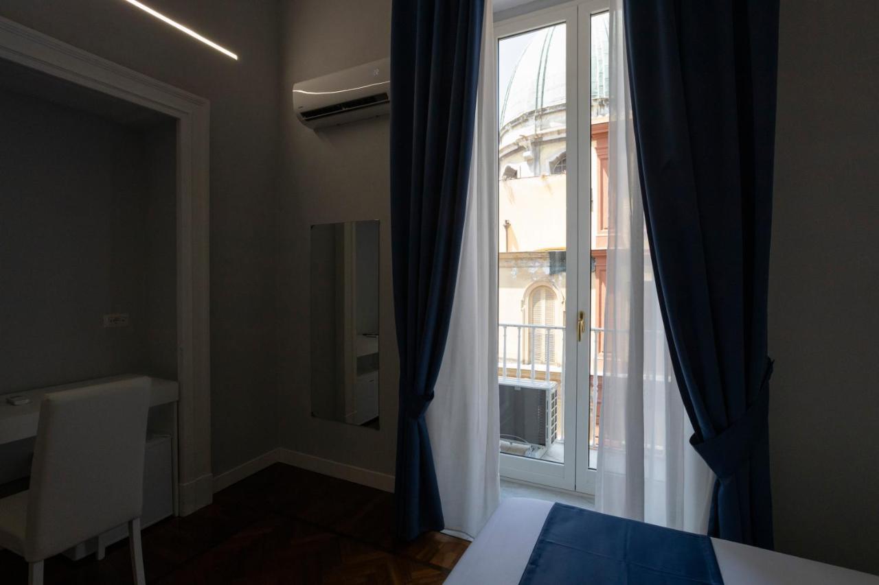 La Chambre Duomo Neapel Exteriör bild