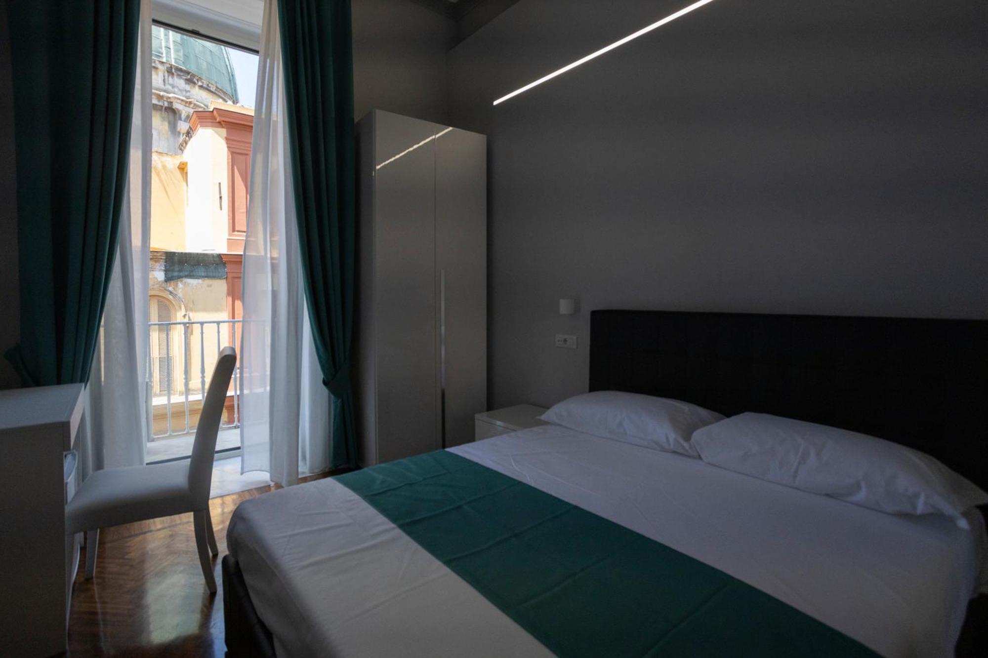 La Chambre Duomo Neapel Exteriör bild